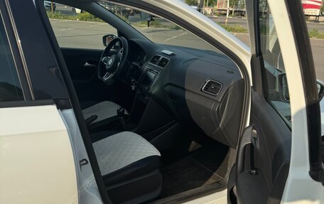 Volkswagen Polo VI (EU Market), 2018 год, 1 100 000 рублей, 28 фотография