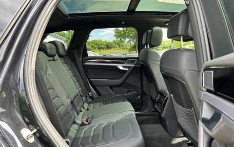 Volkswagen Touareg III, 2023 год, 7 390 000 рублей, 10 фотография