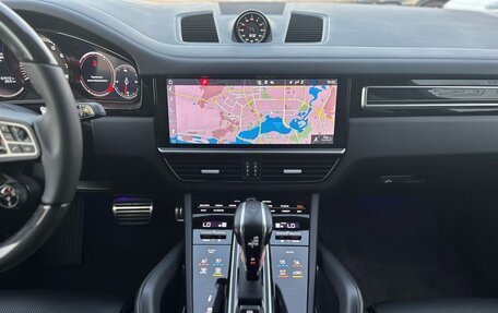 Porsche Cayenne III, 2019 год, 14 500 000 рублей, 18 фотография