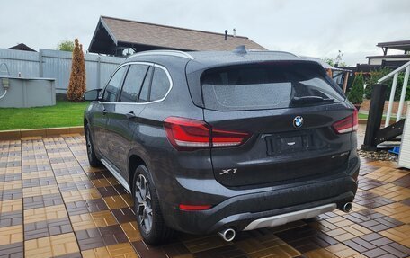 BMW X1, 2022 год, 3 000 000 рублей, 2 фотография