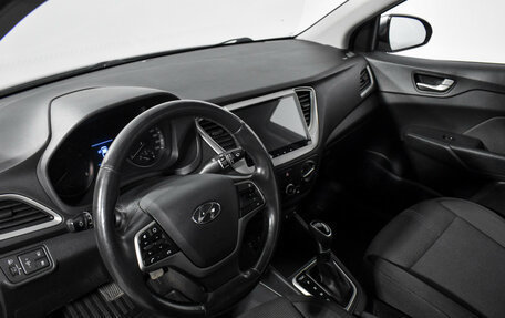 Hyundai Solaris II рестайлинг, 2017 год, 1 049 000 рублей, 9 фотография