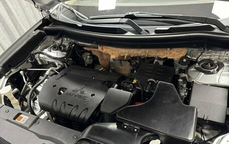 Mitsubishi Outlander III рестайлинг 3, 2015 год, 1 850 000 рублей, 14 фотография