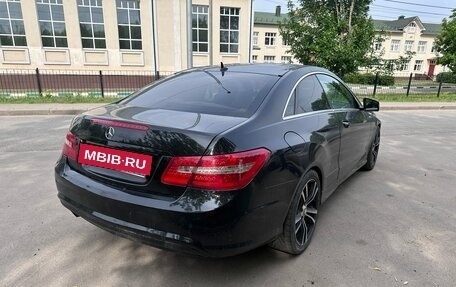Mercedes-Benz E-Класс, 2012 год, 2 150 000 рублей, 4 фотография