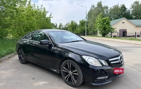 Mercedes-Benz E-Класс, 2012 год, 2 150 000 рублей, 2 фотография