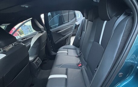 Toyota Camry, 2024 год, 4 200 000 рублей, 11 фотография
