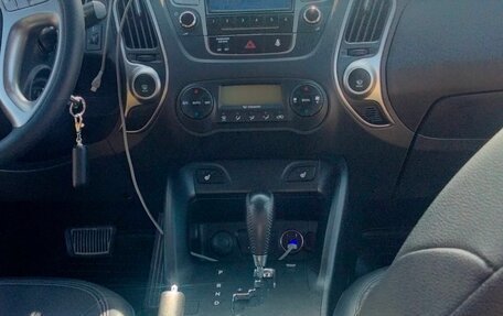 Hyundai ix35 I рестайлинг, 2010 год, 1 420 000 рублей, 25 фотография