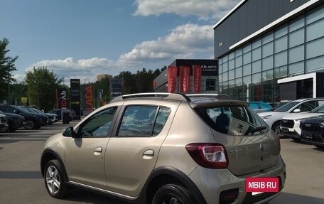 Renault Sandero II рестайлинг, 2018 год, 1 200 000 рублей, 10 фотография