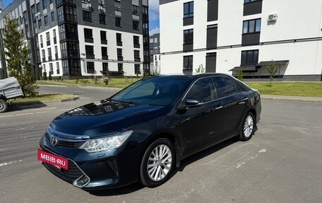 Toyota Camry, 2015 год, 1 830 000 рублей, 2 фотография