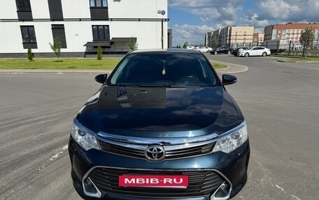 Toyota Camry, 2015 год, 1 830 000 рублей, 3 фотография