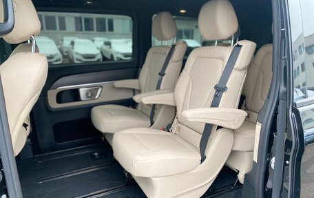 Mercedes-Benz V-Класс, 2024 год, 17 990 000 рублей, 15 фотография