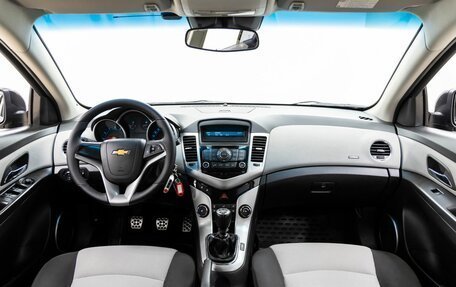 Chevrolet Cruze II, 2011 год, 788 000 рублей, 14 фотография