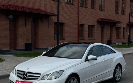 Mercedes-Benz E-Класс, 2013 год, 1 650 000 рублей, 29 фотография