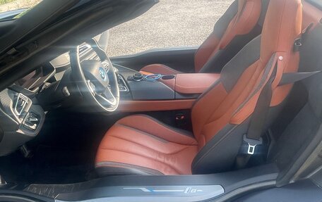 BMW i8 I рестайлинг, 2018 год, 8 700 000 рублей, 6 фотография