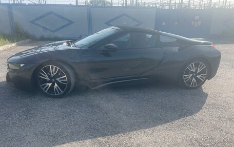 BMW i8 I рестайлинг, 2018 год, 8 700 000 рублей, 11 фотография
