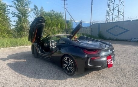 BMW i8 I рестайлинг, 2018 год, 8 700 000 рублей, 2 фотография