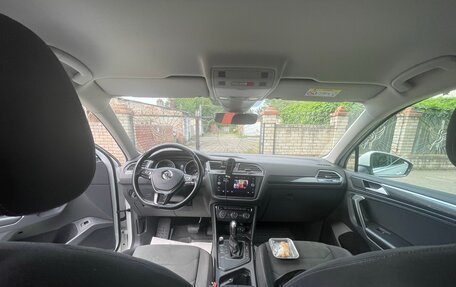 Volkswagen Tiguan II, 2018 год, 2 540 000 рублей, 10 фотография