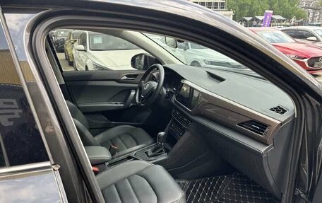 Volkswagen Tharu, 2021 год, 1 750 000 рублей, 11 фотография