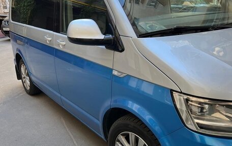 Volkswagen Multivan T6 рестайлинг, 2016 год, 4 200 000 рублей, 15 фотография