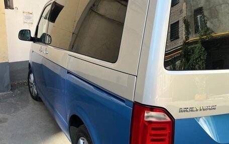 Volkswagen Multivan T6 рестайлинг, 2016 год, 4 200 000 рублей, 30 фотография