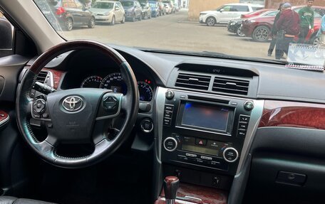 Toyota Camry, 2012 год, 1 900 000 рублей, 18 фотография