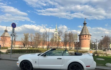 Ford Mustang VI рестайлинг, 2005 год, 2 900 000 рублей, 11 фотография