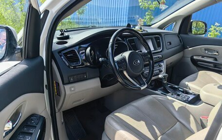 KIA Carnival III, 2019 год, 3 090 000 рублей, 11 фотография