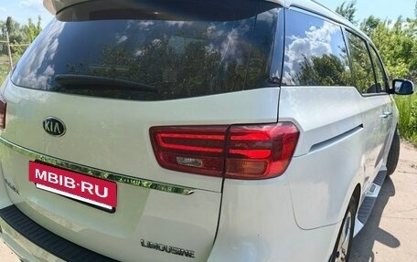 KIA Carnival III, 2019 год, 3 090 000 рублей, 9 фотография