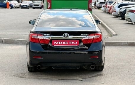 Toyota Camry, 2013 год, 1 380 000 рублей, 4 фотография