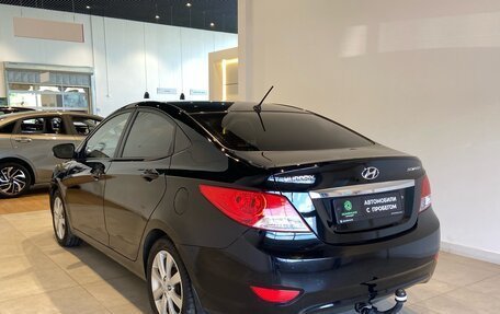 Hyundai Solaris II рестайлинг, 2011 год, 735 000 рублей, 5 фотография