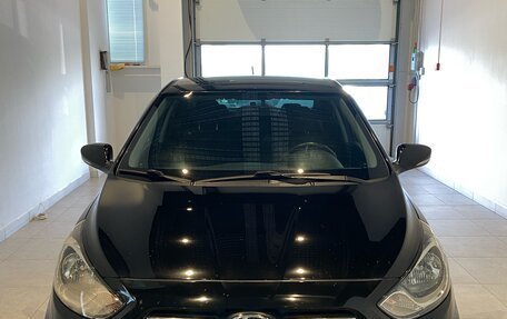 Hyundai Solaris II рестайлинг, 2011 год, 735 000 рублей, 3 фотография
