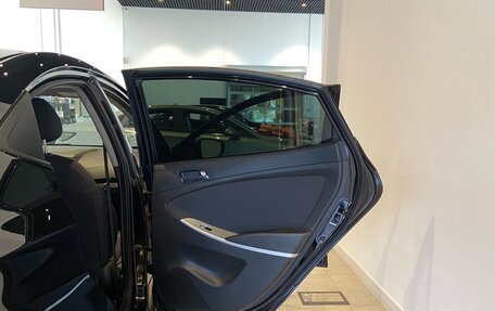 Hyundai Solaris II рестайлинг, 2011 год, 735 000 рублей, 10 фотография