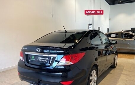 Hyundai Solaris II рестайлинг, 2011 год, 735 000 рублей, 4 фотография