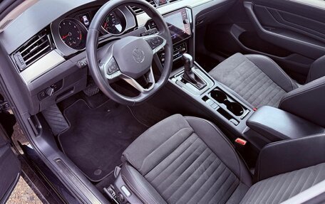 Volkswagen Passat B8 рестайлинг, 2022 год, 2 192 000 рублей, 8 фотография