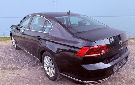 Volkswagen Passat B8 рестайлинг, 2022 год, 2 192 000 рублей, 5 фотография