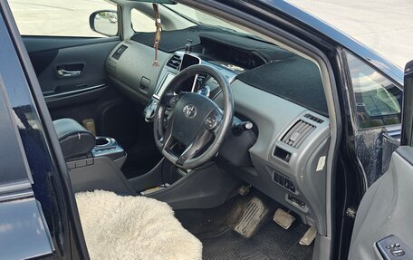 Toyota Prius Alpha I (ZVW40/41), 2014 год, 1 450 000 рублей, 6 фотография