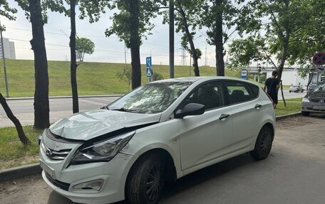 Hyundai Solaris II рестайлинг, 2016 год, 350 000 рублей, 2 фотография