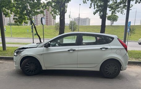 Hyundai Solaris II рестайлинг, 2016 год, 350 000 рублей, 6 фотография