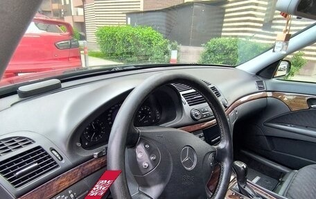 Mercedes-Benz E-Класс, 2004 год, 800 000 рублей, 6 фотография