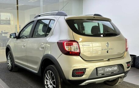 Renault Sandero II рестайлинг, 2017 год, 999 000 рублей, 8 фотография