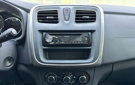 Renault Sandero II рестайлинг, 2017 год, 999 000 рублей, 18 фотография