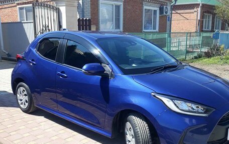 Toyota Yaris, 2020 год, 1 395 000 рублей, 14 фотография