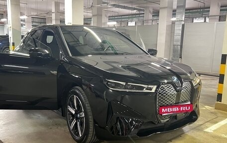 BMW iX, 2022 год, 7 300 000 рублей, 8 фотография