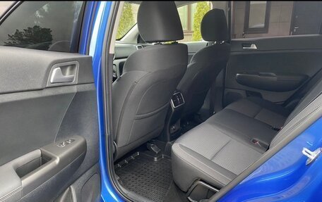 KIA Sportage IV рестайлинг, 2019 год, 2 350 000 рублей, 14 фотография