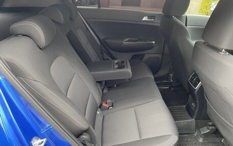 KIA Sportage IV рестайлинг, 2019 год, 2 350 000 рублей, 17 фотография