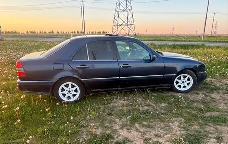 Mercedes-Benz C-Класс, 1995 год, 280 000 рублей, 2 фотография