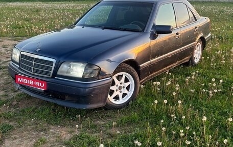 Mercedes-Benz C-Класс, 1995 год, 280 000 рублей, 5 фотография