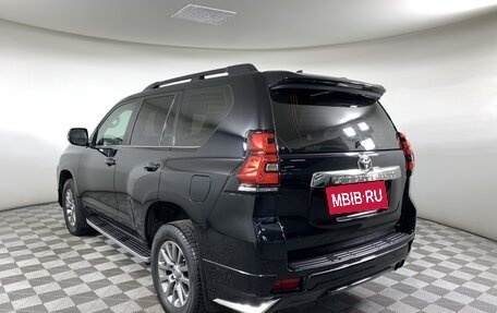 Toyota Land Cruiser Prado 150 рестайлинг 2, 2018 год, 4 939 000 рублей, 7 фотография