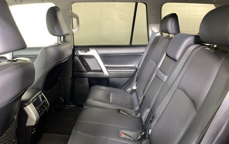 Toyota Land Cruiser Prado 150 рестайлинг 2, 2018 год, 4 939 000 рублей, 18 фотография