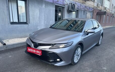 Toyota Camry, 2019 год, 3 250 000 рублей, 2 фотография