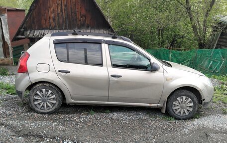 Renault Sandero I, 2010 год, 300 000 рублей, 5 фотография